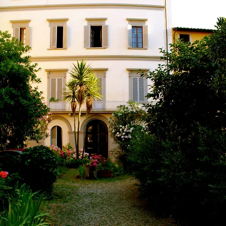 B&B 레지덴자 데포카 알 누메로 8 4*