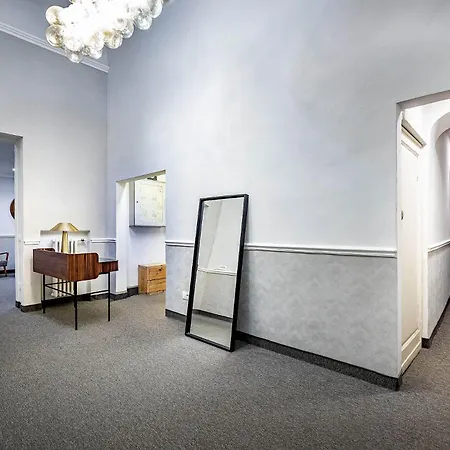 레지덴자 데포카 알 누메로 8 B&B 4*