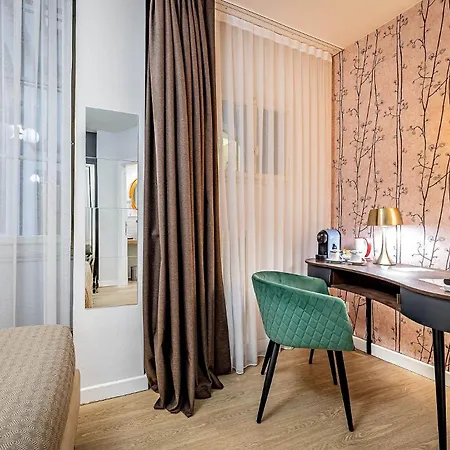 레지덴자 데포카 알 누메로 8 B&B