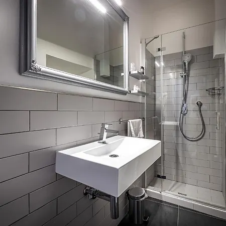 레지덴자 데포카 알 누메로 8 B&B 피렌체