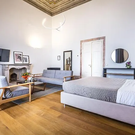 Residenza D'epoca Al Numero 8 Bed & Breakfast Florencie