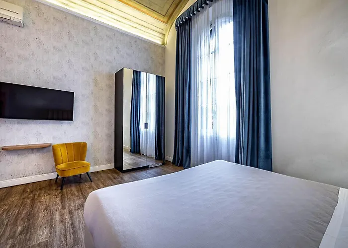 Residenza D'epoca Al Numero 8 Bed & Breakfast Florens