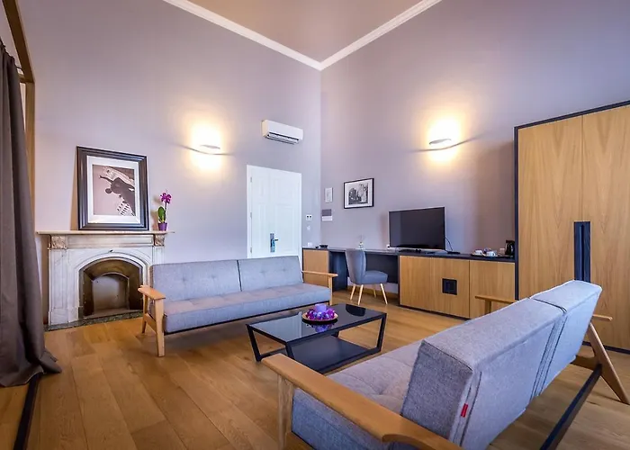 Residenza D'epoca Al Numero 8 4*