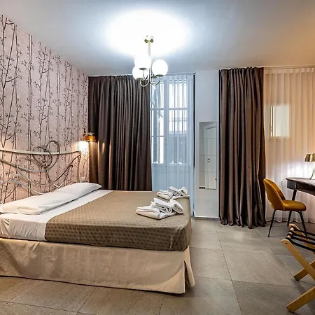 Residenza D'epoca Al Numero 8 Bed & Breakfast