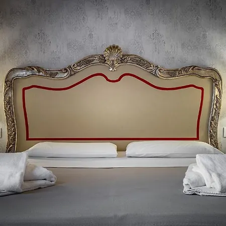 Residenza D'epoca Al Numero 8